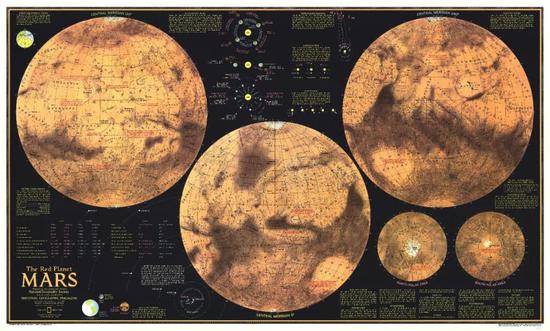 1973年国家地理出版的火星地图，正面信息包括五个角度的火星反照率地图、火星季节变化规律、轨道特征、逆行图示、冲日图示、地质、大气、磁场和各种参数。