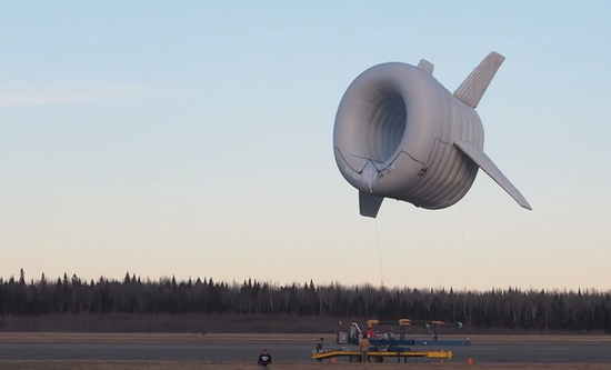 　现实中的高空发电机 | everythinginflatables