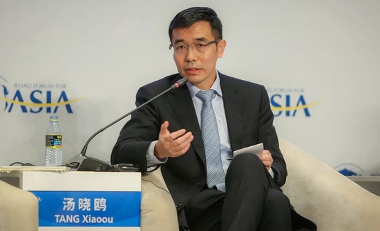 汤晓鸥在2019年亚洲博鳌论坛上|来源：视觉中国