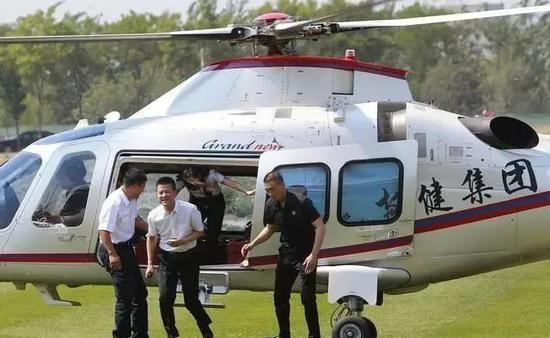 束昱辉的私人飞机