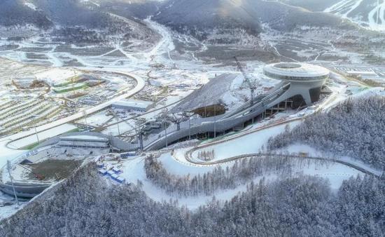 “雪如意”国家跳台滑雪中心