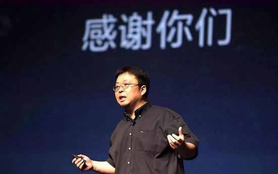 罗永浩“卖艺”第一步，是丢掉理想主义