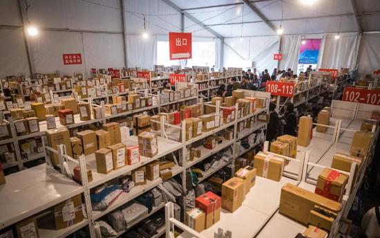 「」京东封杀申通，是公平竞争还是平台霸权？2020-08-21 16:36:320阅