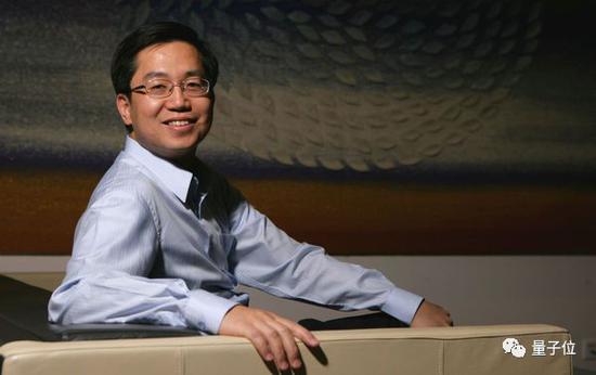 同年,王坚牵头在杭州发起"城市大脑"项目.