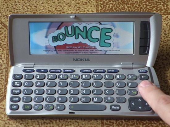 2000年11月21日发布的诺基亚9210c