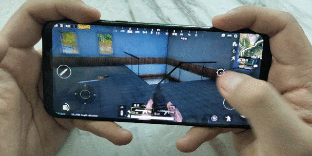 利用Magic Press压感流畅开枪