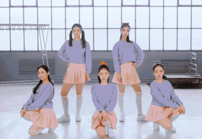 ▲图源Youtube“I’m Real”MV