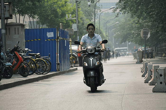 索尼微单™A6300M新套机11张连拍GIF图