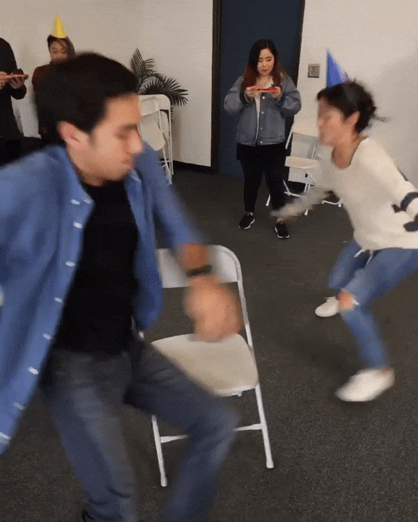 ▲ Zach King 在生日那周拍的视频。 图片来自：Instagram （id：zachking）