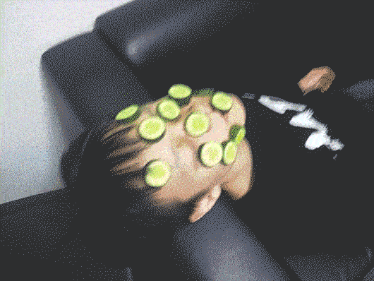 vivo&nbsp;X20Plus屏幕指纹版敷黄瓜面膜解锁测试