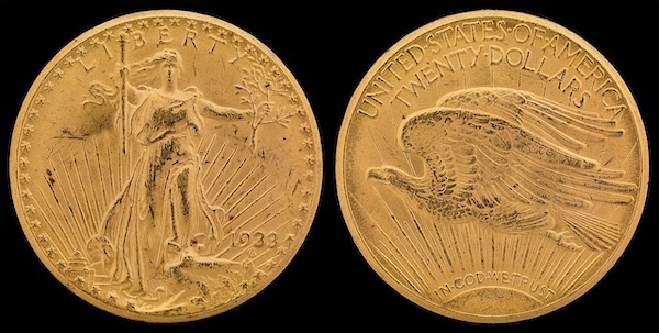 1933年的圣高登斯双鹰金币是最稀有的美国硬币之一。当时铸造的44.5万枚金币中，大部分被熔成金条，现在只剩下13枚。