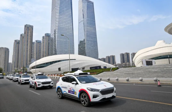 36氪|百度“造车”：性感有余，胜算几何？