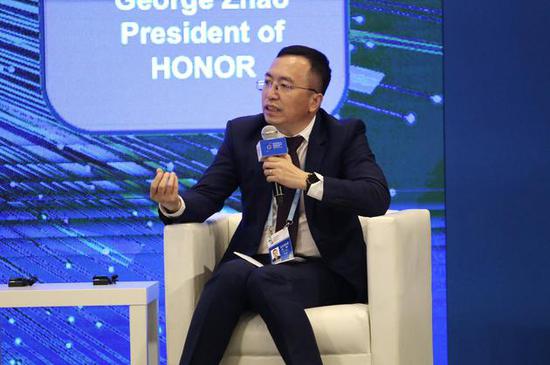荣耀赵明:5G到来时,终端的功能范围将变得广泛