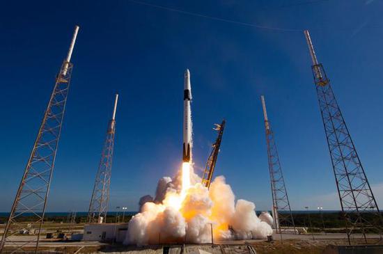 SpaceX为猎鹰9号的搭便车服务推出网络预订工具 载荷重量最高200千克