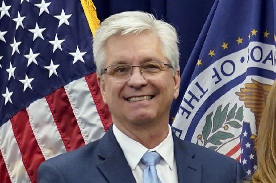 美联储理事沃勒放鸽：通胀出现持续放缓迹象，若趋势延续支持9月按兵不动