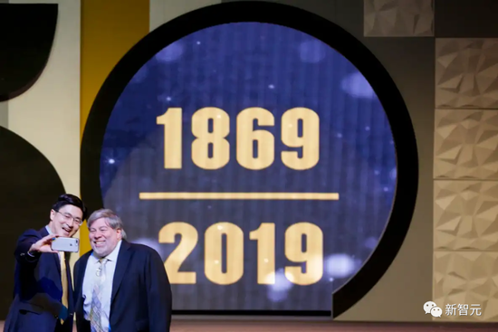 苹果联合创始人Steve Wozniak和蒋濛
