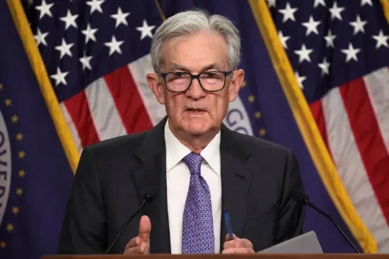 哔哩哔哩:易付卡-12月31日收盘：美股收低标普指数连跌三日 联储纪要凸显内部分歧