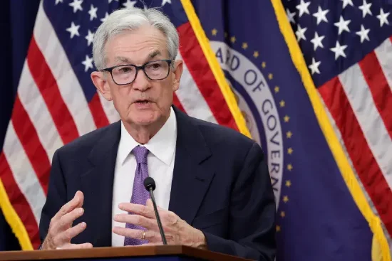 尾盘：美股涨跌不一 纳指小幅上扬