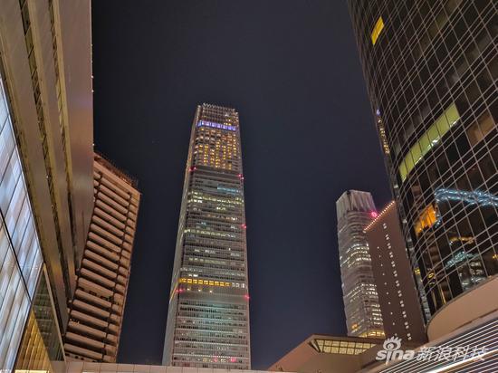 夜间模式稍微有点点“脏”