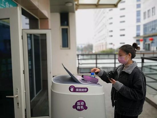 人工智能大显身手，机器人能“走”得更快吗？