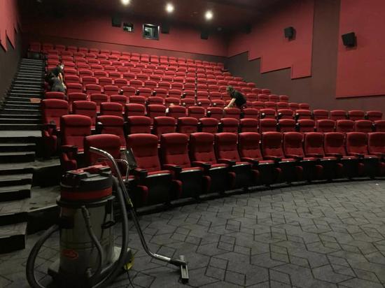 影院复工首日:全国票房二百万，北京仍未开工，归血路途漫漫