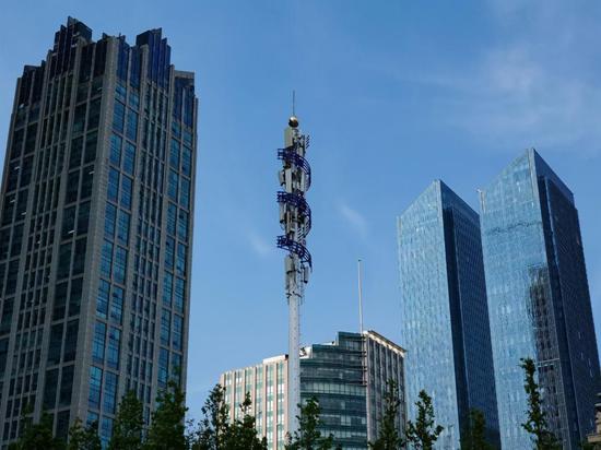 图/视觉中国(5G基站)