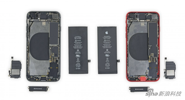 左边是iPhone 8的内部 右边是iPhone SE的内部