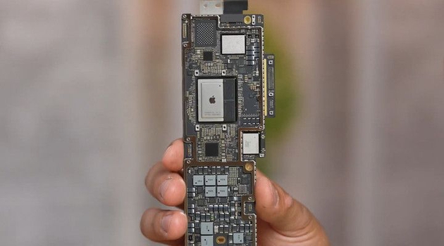 m2 macbook air 主板&nbsp;图片来自:maxtech