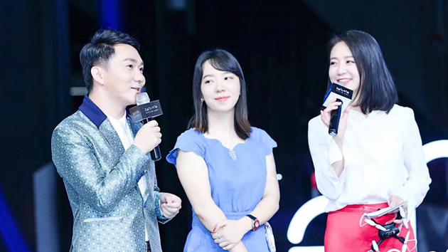 徐颖毕啸南共同见证人类与人工智能的超强检验