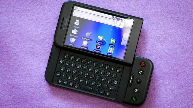 ▲ Android 梦开始的‘设备’HTC Dream G1(T-Mobile)。 图片来自:cnet