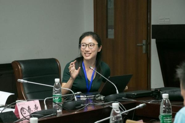 北京师范大学艺术与传媒学院的副教授张伦