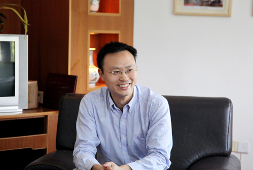 江波 科幻作家精准医疗,这个名词在2015年的各大媒体上频频出现,人类