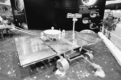 曾在珠海航展展出的火星车模型。(图片来源:人民视觉)
