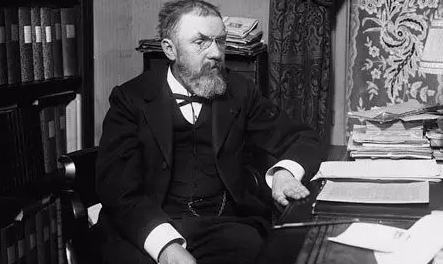 图3. 法国数学家庞加莱(1854-1912)