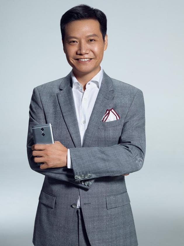 雷军:企业家除做好自身企业外 还要推动社会进步