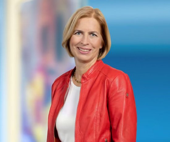 好看视频:肯德基礼品卡-对话博世管理委员会成员Tanja Rueckert：当AI进入真实世界，需负责任地使用AI| 直击CES