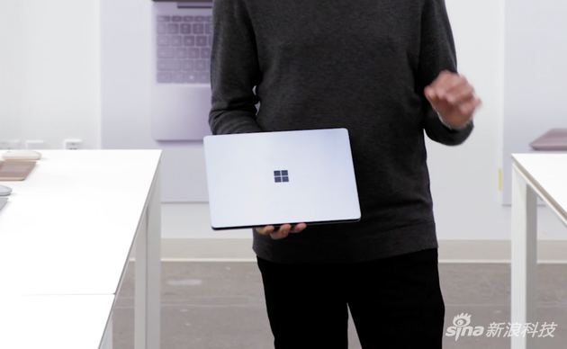 Surface Laptop Go