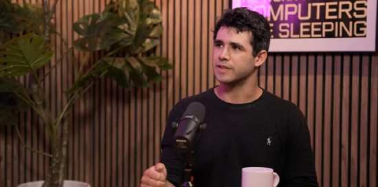 新华社:京东到家代金券-前xAI研究员筹集10亿美元打造情感型AI 初创估值或达50亿美元