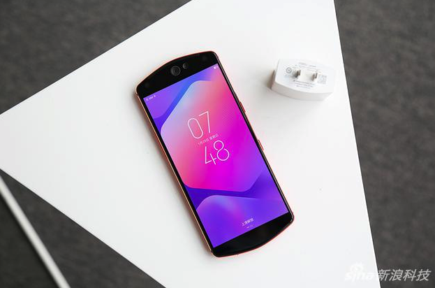 美图手机获MEIOS 4.3.4系统更新:全身美型视频模式终于来了