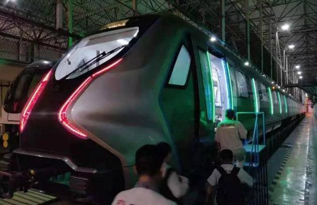 新一代地铁来了 用上了超级跑车的黑科技