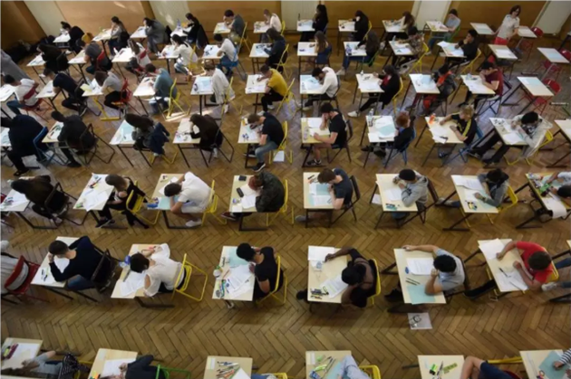 提高记忆力的药 人们为了在学习过程中更加专注,所以选择服用增强认知功能的药物,图片:Frederick Florin/AFP/Getty