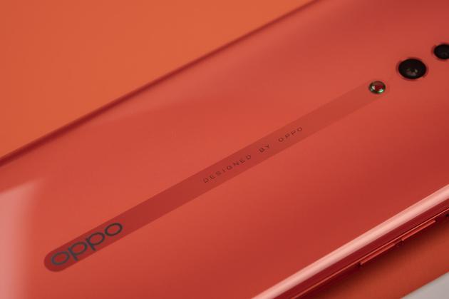 OPPO Reno珊瑚橙抢先开箱 网友：是心动的感觉
