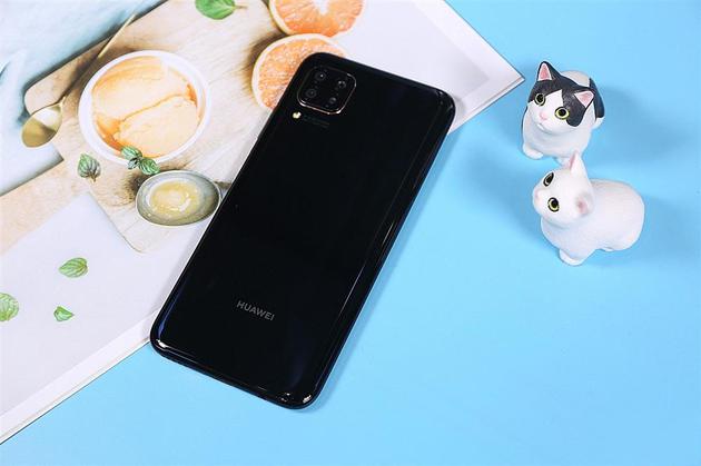 点击图片查看华为nova 6 se详细资料影像方面,华为nova6 se前置镜头为