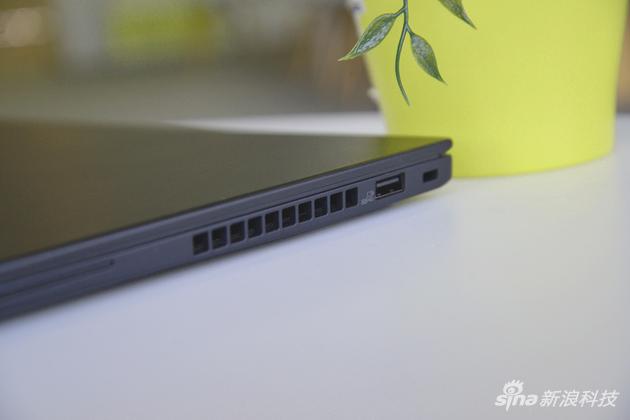 ThinkPad X280评测：双电池设计被砍 触控屏加入
