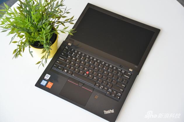 ThinkPad X280评测：双电池设计被砍 触控屏加入