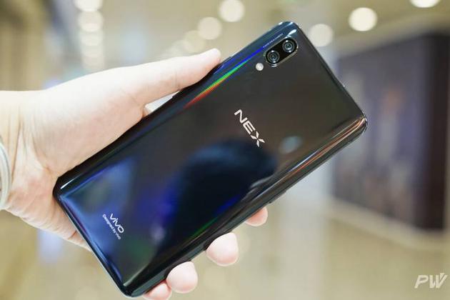 vivo NEX升降摄像头：流氓软件检测器还是智商鉴定器