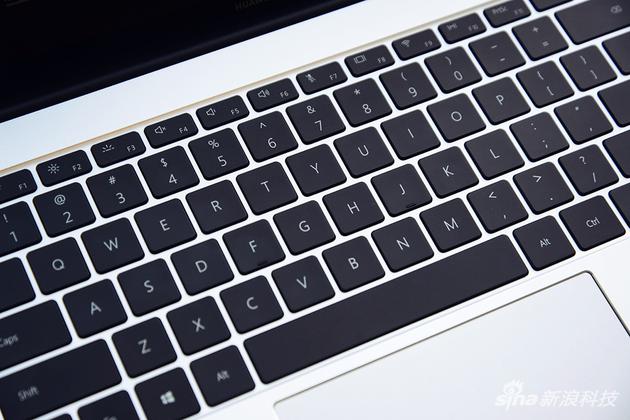 华为MateBook 13评测：硬件大升级 价格决定成败