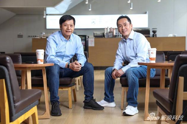 小米集团任命林世伟（右）担任首席财务官