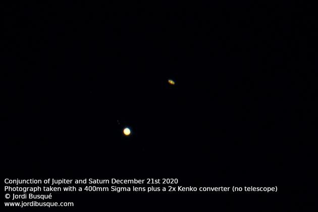 乔迪·比斯屈拍摄的木星和土星（土星在右上方）