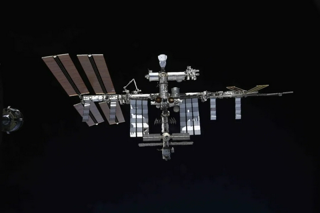 国际空间站遭遇卫星碎片威胁